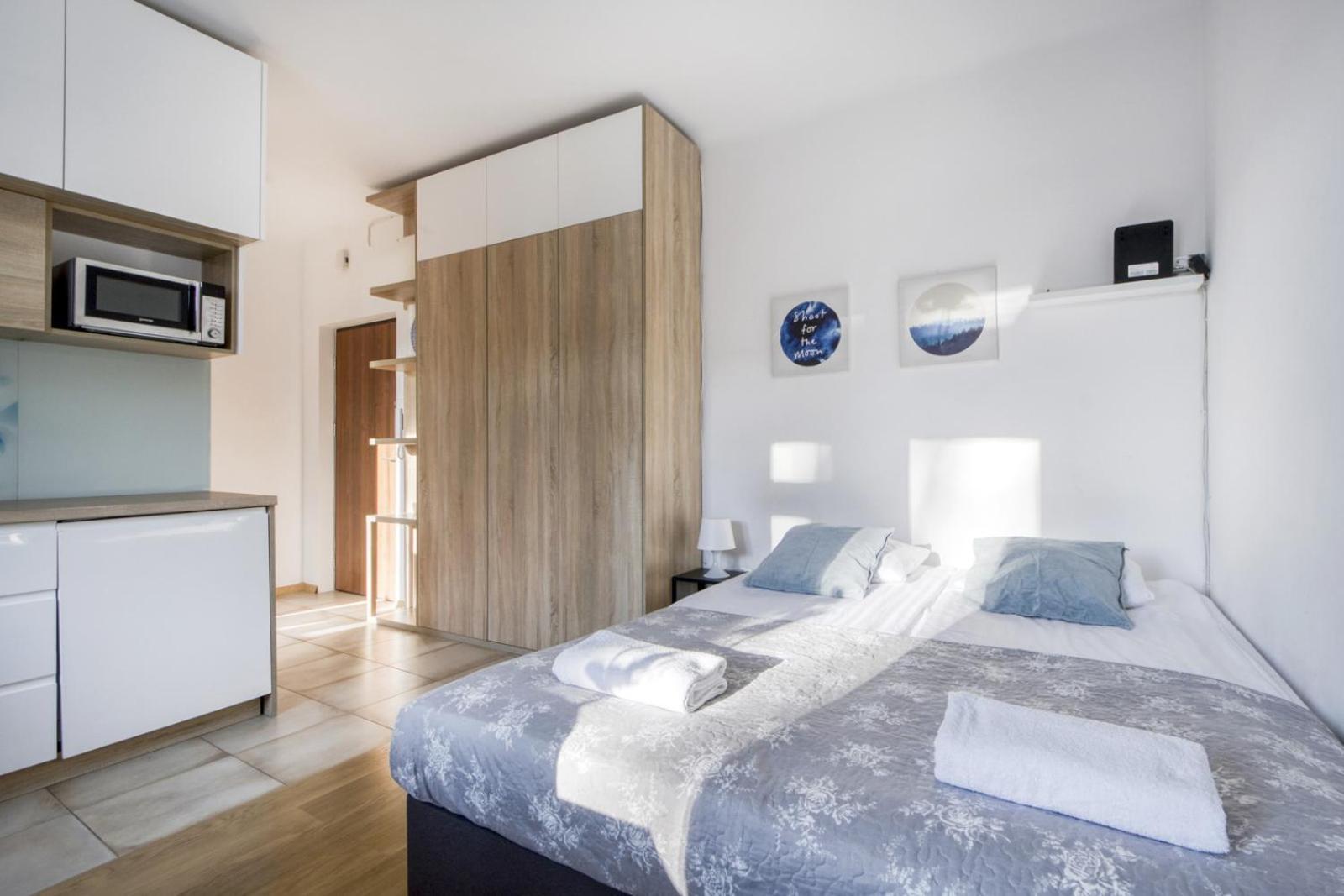 Labo Apartment Solidarnosci Varşova Dış mekan fotoğraf